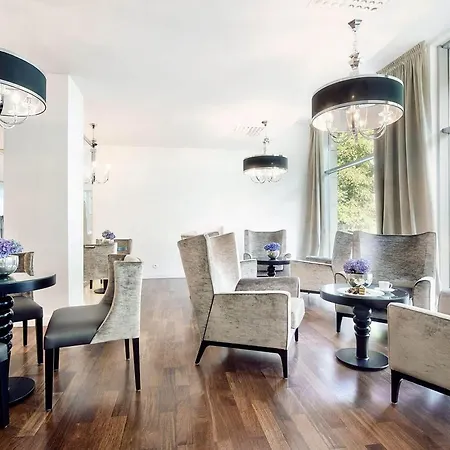 Kolobrzegu 60 Premium Floor Taras Od Strony Parku 1 Min Do Plazy Widok Na Morze Колобжег