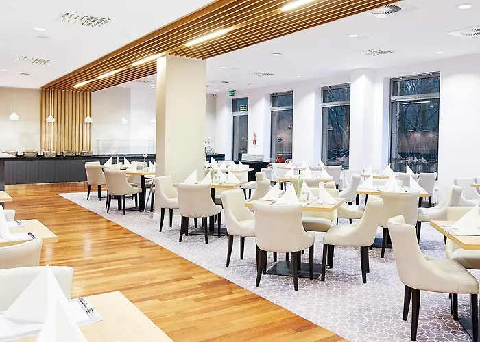 Kolobrzegu 60 Premium Floor Taras Od Strony Parku 1 Min Do Plazy Widok Na Morze Lägenhet Kołobrzeg